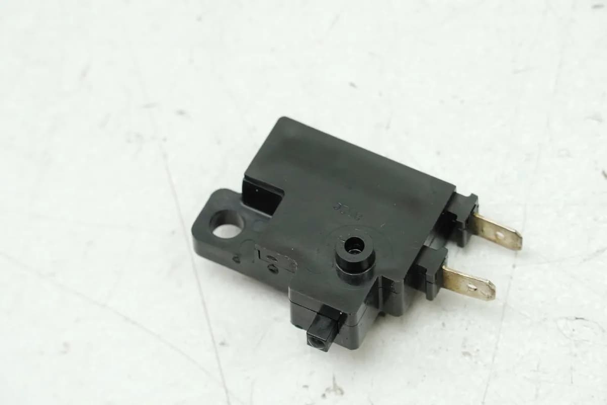 HONDA CBF 1000 FA SC64 Bremslichtschalter vorn (für Hauptbremszylinder)