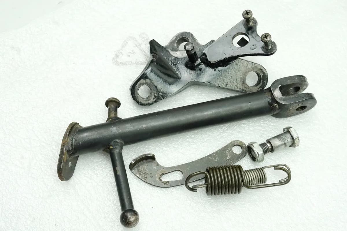 YAMAHA XV 535 VIRAGO 2YL Seitenständer original Ständer Halter (für Rahmen)