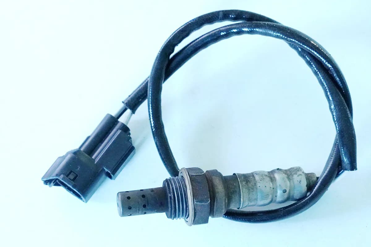 HONDA VFR 800 RC46 LAMBDASONDE LINKS LAMDASONDE ZYLINDER VORN - SCHWARZER STECKER