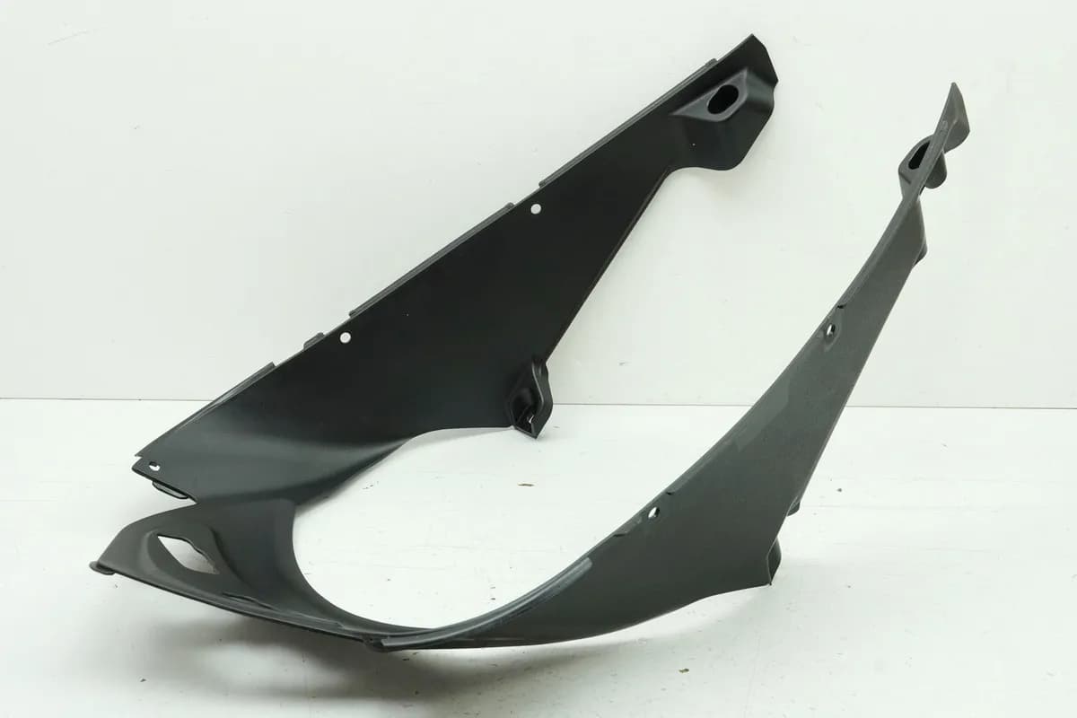 KAWASAKI NINJA 250 R EX250K Verkleidung Bug mitte Abdeckung Cover Blende Kühler