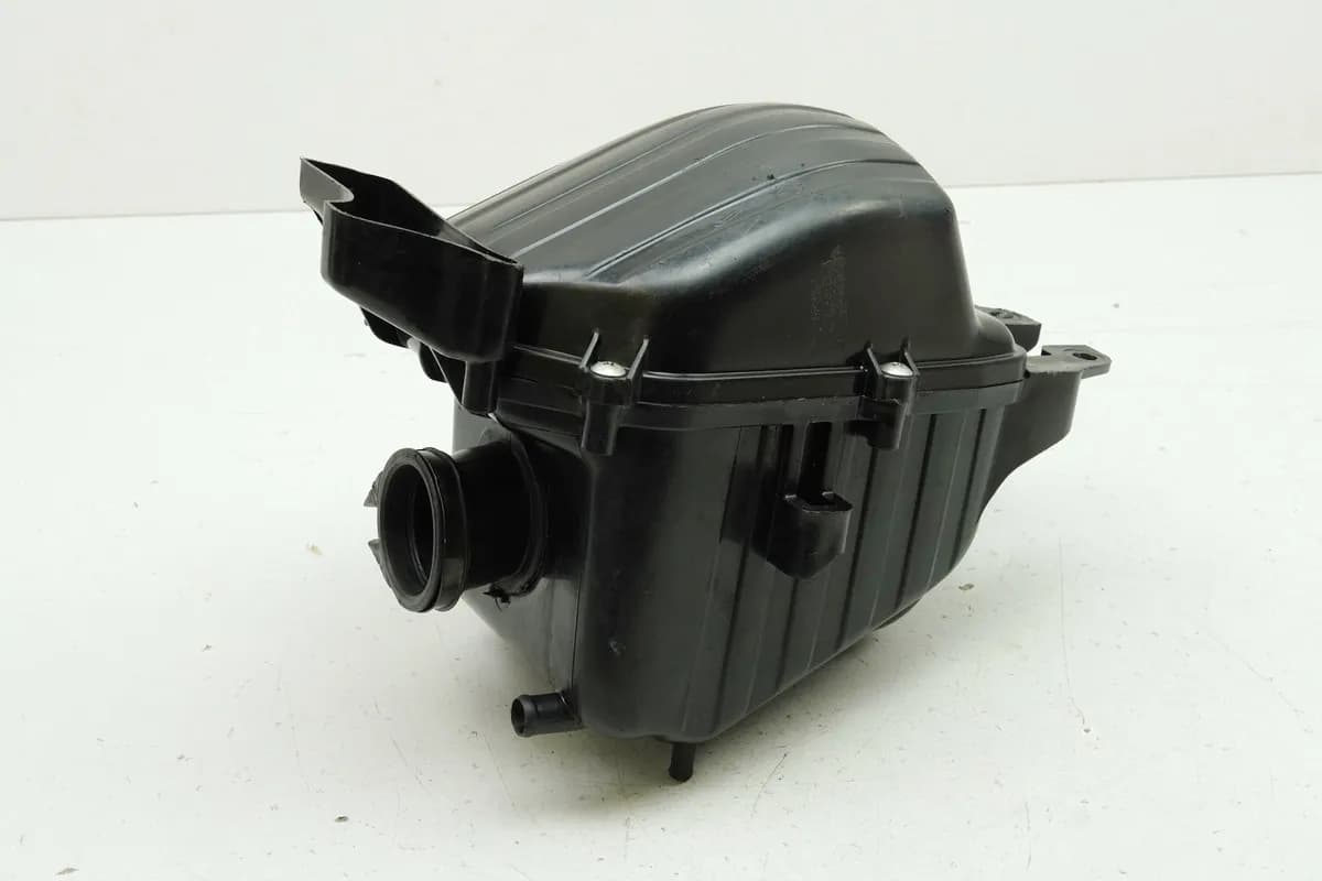 HONDA CBR 125 JC34 Airbox Luftfilterkasten I