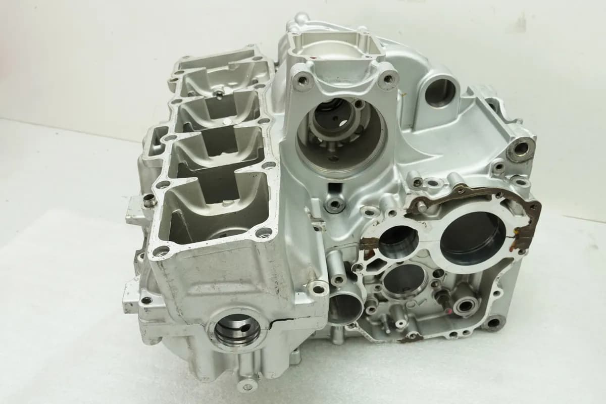 KAWASAKI ZX-7R ZX750P Motorgehäuse Motorblock Kurbelgehäuse (für Motor) 96-03