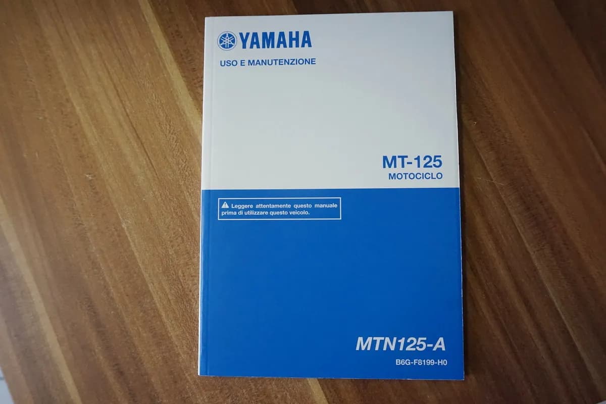 YAMAHA MT 125 A RE39 Bedienungsanleitung Handbuch Betriebsanleitung - italienisch