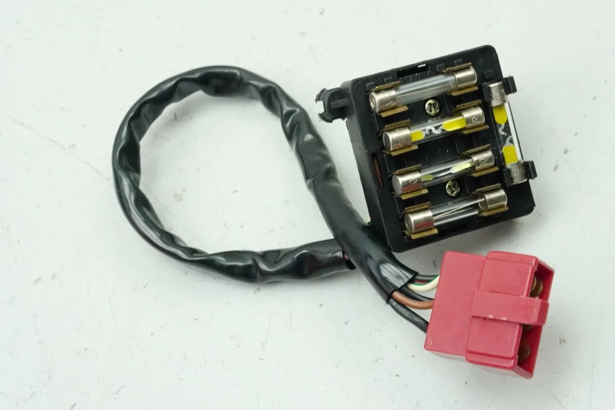 HONDA GL 500 PC02 SILVER WING Sicherungskasten Sicherungsbox Box Fuse für Kabel