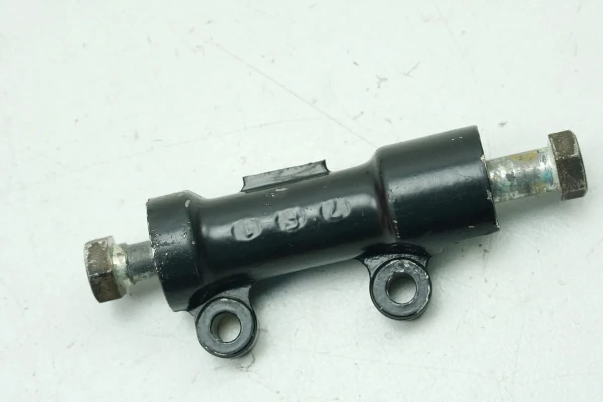 HONDA GL 500 PC02 SILVER WING Bremsverteiler Bremszylinder Bremskraftverteiler