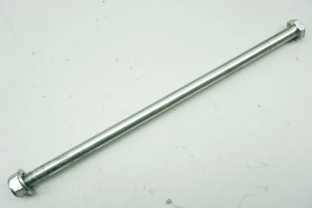 HONDA CBF 125 JC40 Schwingachse Achse Mutter Schwinge (für Rahmen)