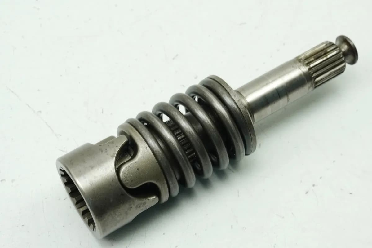 HONDA CX 500 C PC01 GL 500 Getriebewelle Ausgang Getriebe zur Kardanwelle