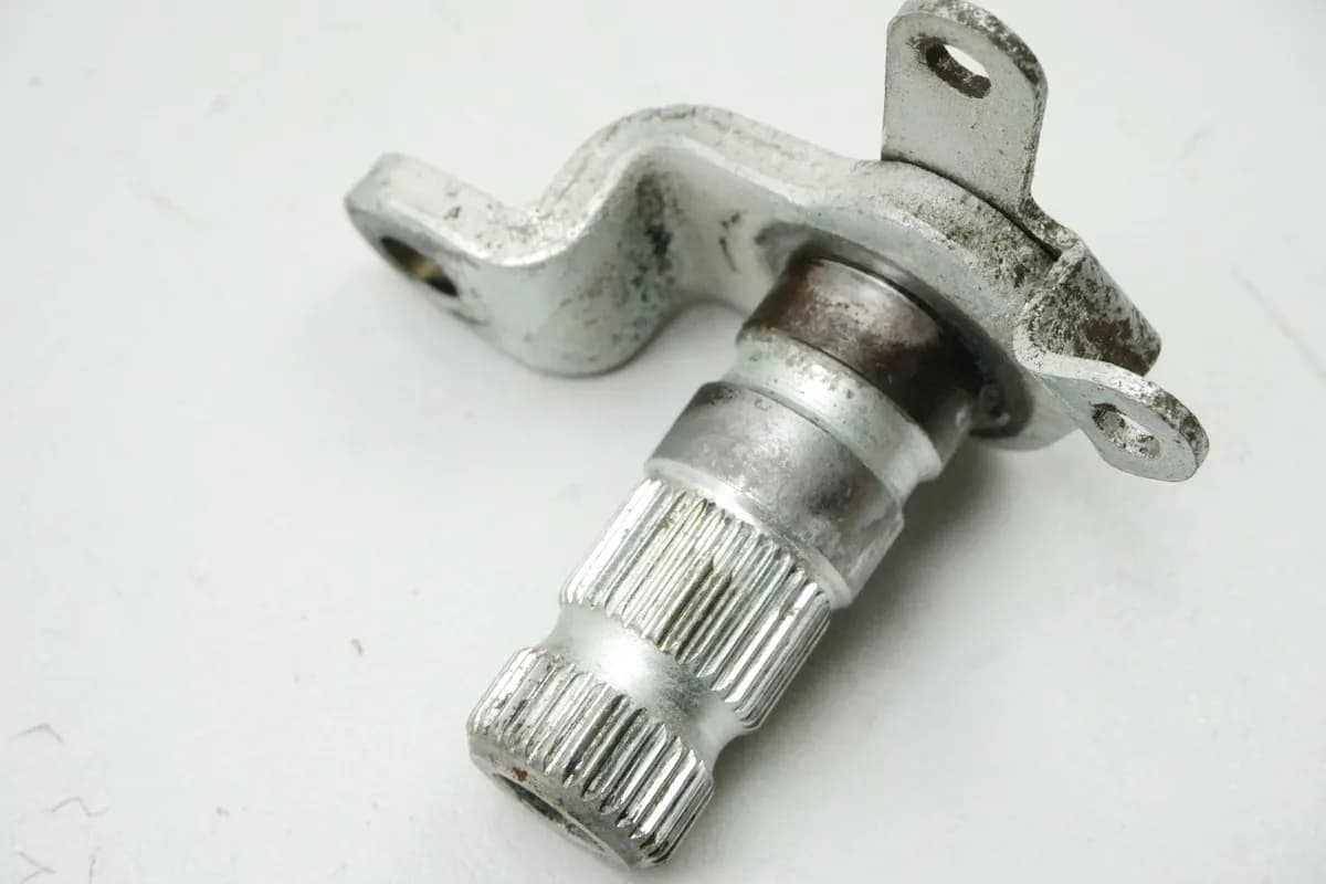 Yamaha FJ 1200 3CW Welle Bremspedal Halter Bremshebel Fußbremspedal