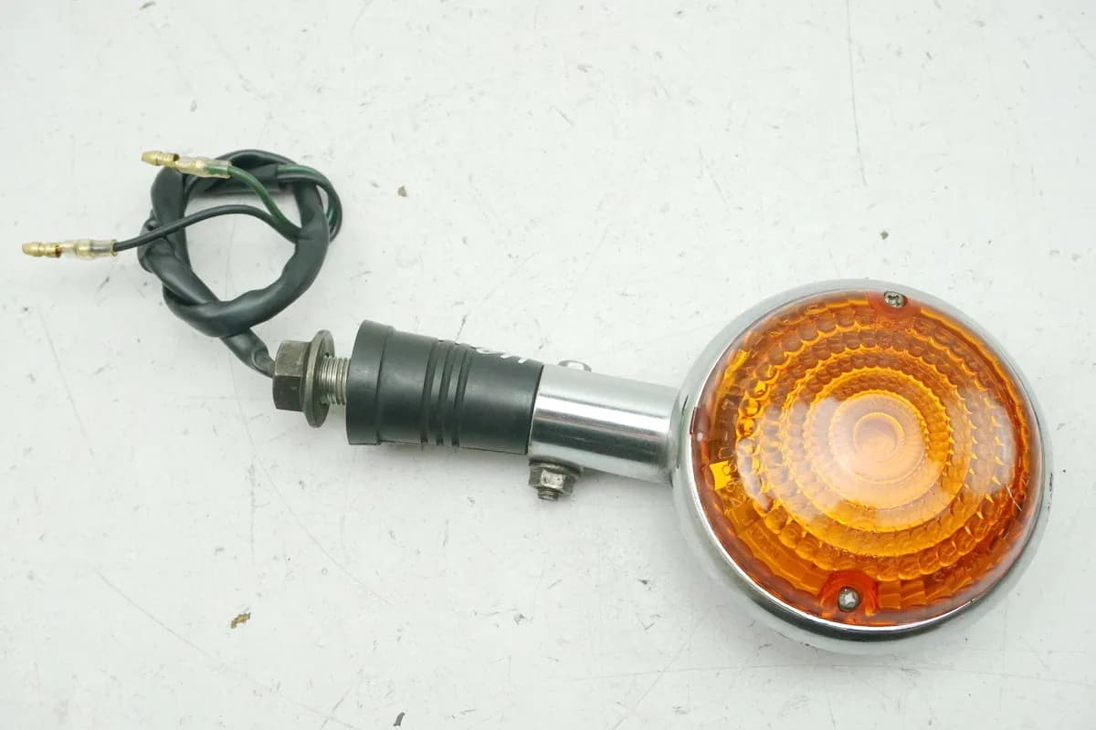 YAMAHA XVS 1100 VP05 DRAG STAR Blinker rechts hinten Turn Signal