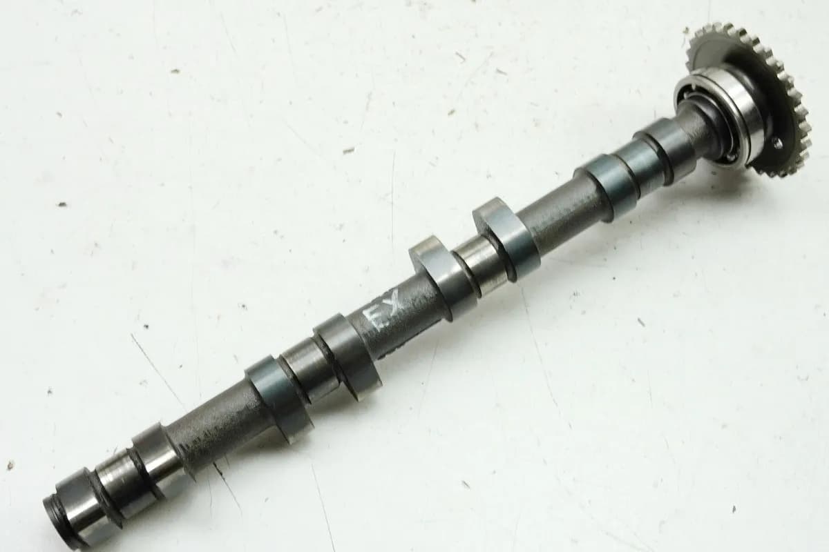 KAWASAKI ZX-7R ZX750P Nockenwelle Auslass 26678 km für Zylinderkopf Motor 96-03