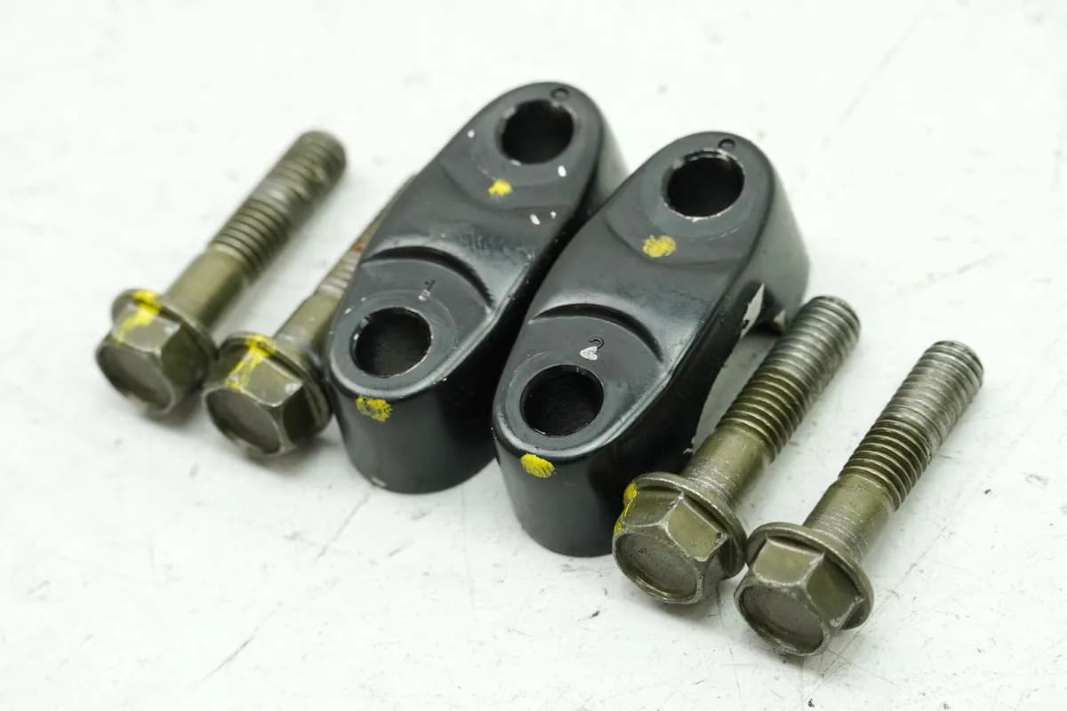 KYMCO XCiting 500 i RFBT70040 Lenkerklemmung oben Halter für Lenker Klemmung