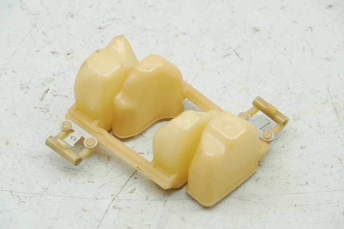 SUZUKI SV 650 AV Vergaserschwimmer Schwimmer Satz für Vergaser