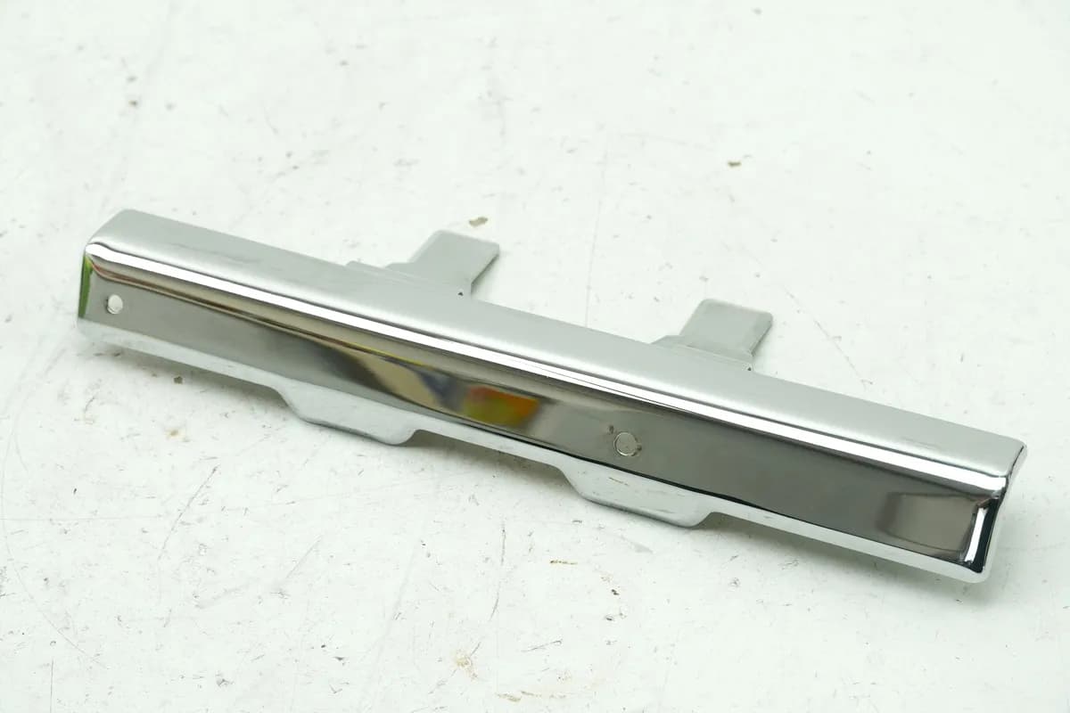 Honda GL 1500 F6C Valkyrie SC34 Abdeckung Vergaser rechts Cover Blende Deckel