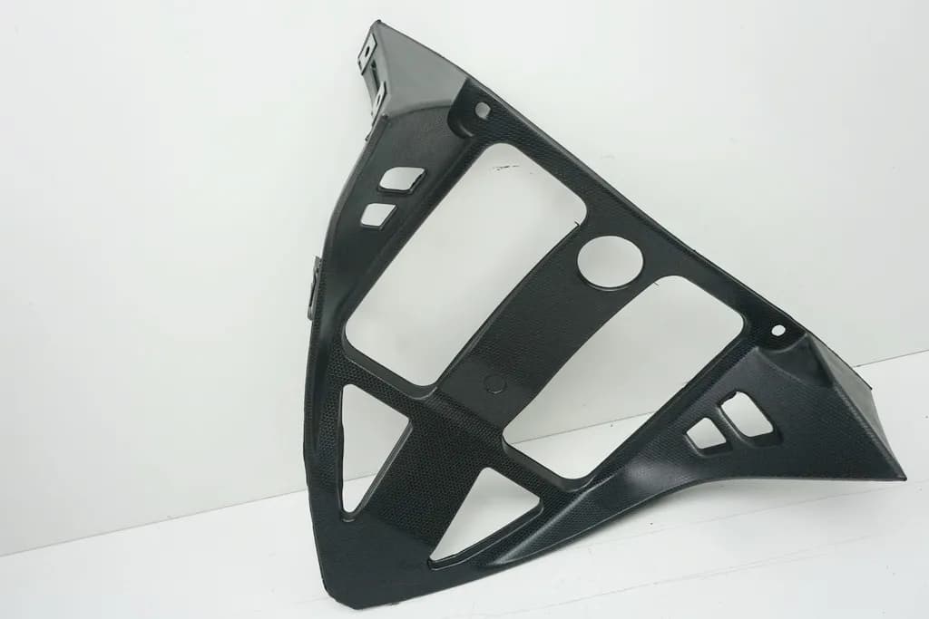 APRILIA RSV 1000 RR ZD4RR Verkleidung Bug mitte Abdeckung Cover Bugspoiler