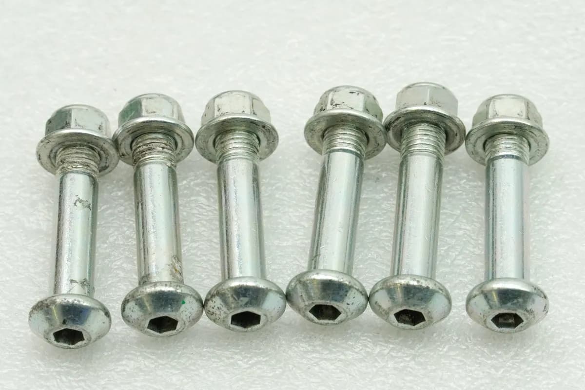 MOTO MORINI CORSARO 1200 Schrauben Kettenradträger Kettenrad Schraube für Felge