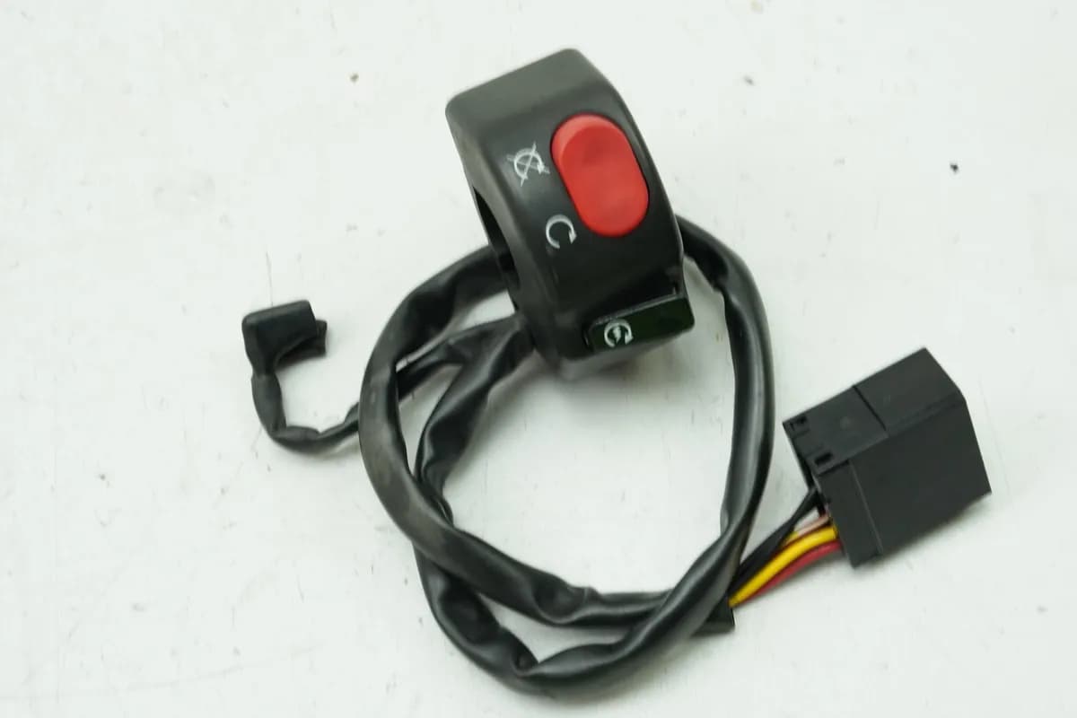 TRIUMPH SPEED TRIPLE 955 i 595 N Lenkerschalter rechts Schalter Not Aus Kill