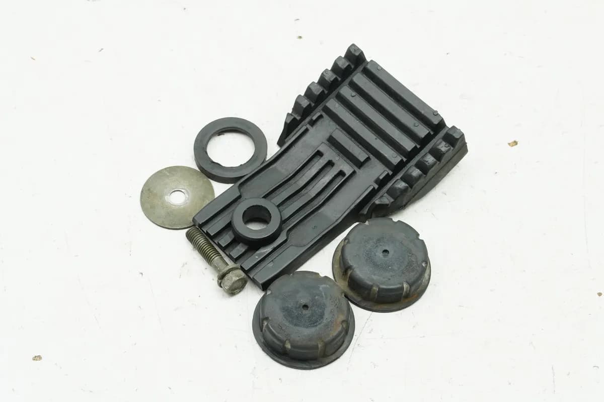 YAMAHA XV 125 VIRAGO 5AJ Gummis Tank Auflage Tankhalter