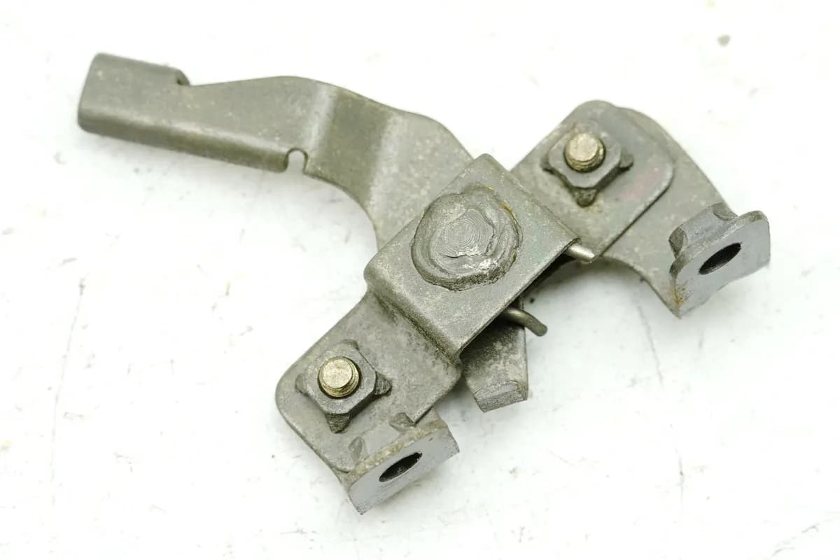 YAMAHA SR 250 3Y8 Verriegelung Sitzbank Hebel Öffner Verschluß