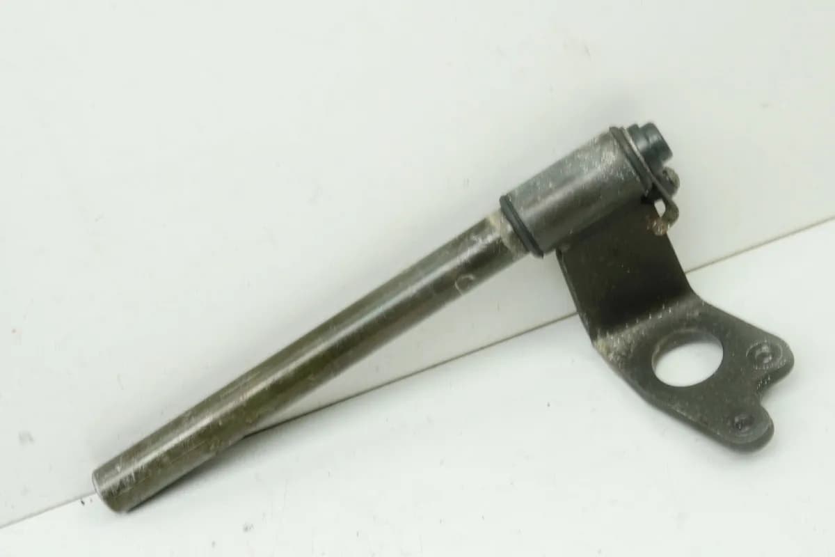 SUZUKI RG 125 NF12B GAMMA Lenkerstummel links Lenkrohr Lenker