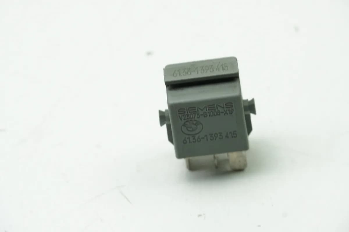 BMW K 1200 LT A K2LT Relais Minirelais Wechsler grau Siemens