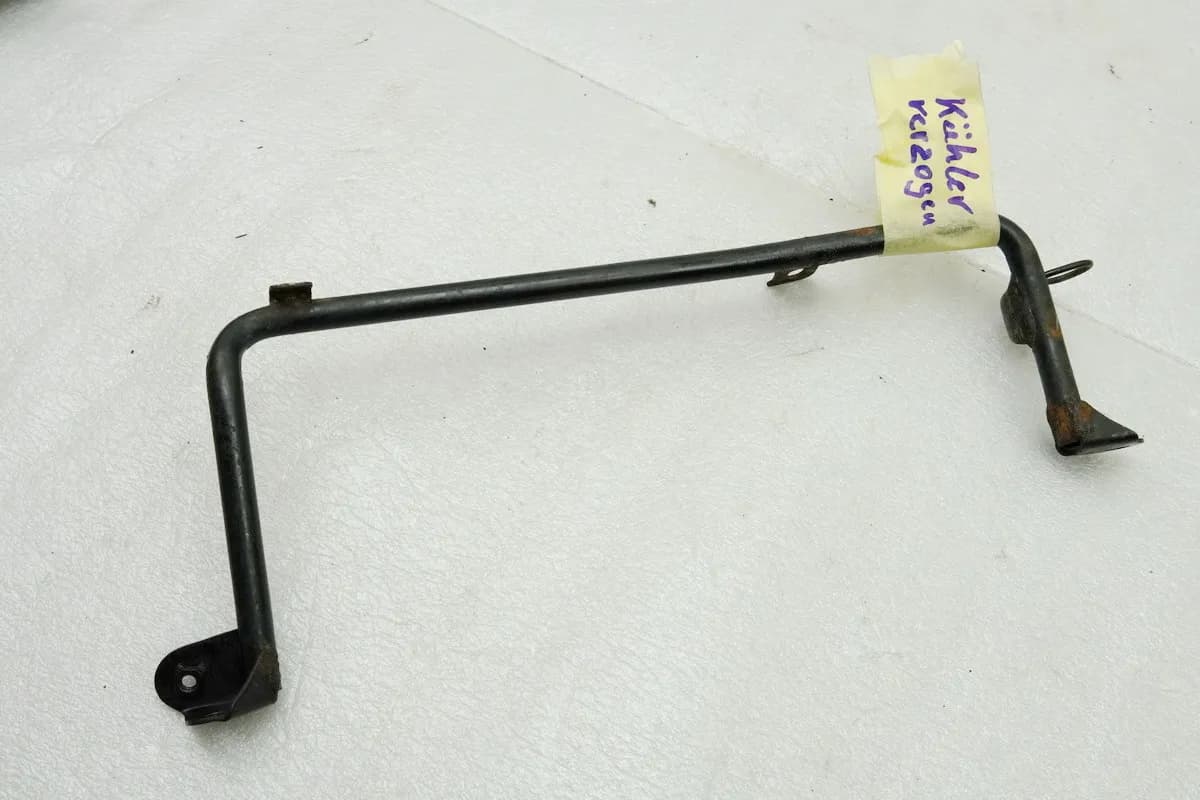 YAMAHA DT 125 R 4BL Halterung Kühler Träger Gestell Kühlerhalter