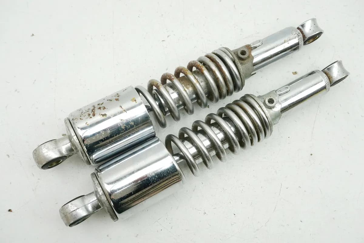 SUZUKI TU 125 XT Federbeine Stoßdämpfer Paar Shock Absorber