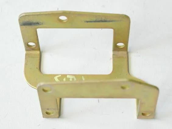 HONDA CB 600 PC34 HORNET HALTERUNG HALTER ZÜNDSPULEN HALTEPLATTE TRÄGER