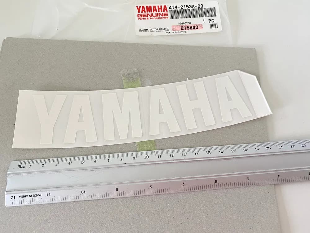 Yamaha Tankaufkleber Aufkleber Emblem original 4TV-2153A-00 R1 R6 - NEU