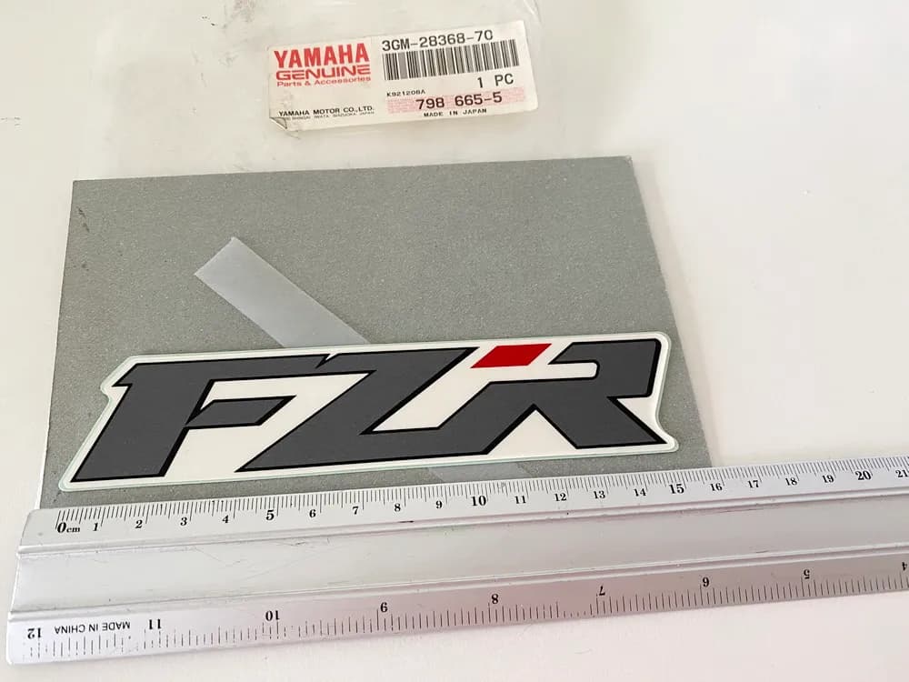 Yamaha Aufkleber Emblem original 3GM-28368-70 FZR1000 - NEU