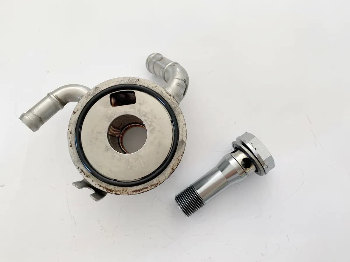 HONDA CBR 600 RR PC40 Ölkühler Wärmetauscher Oil Cooler (für Motor) 07-13