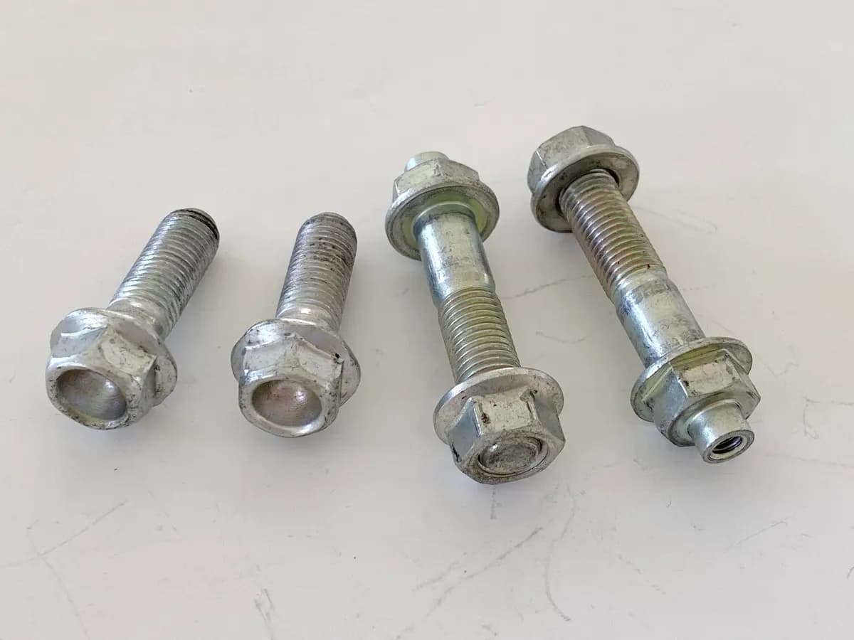 HONDA CBR 600 RR PC40 Schrauben für Heckrahmen Rahmen Muttern 07-13