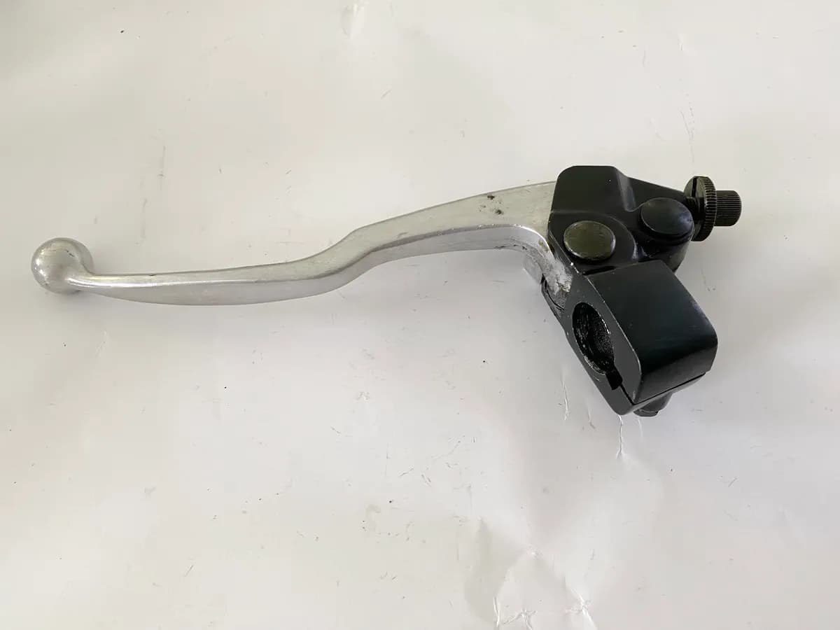 YAMAHA YZF 600 4TV THUNDERCAT Kupplungsarmatur Halter Kupplungshebel