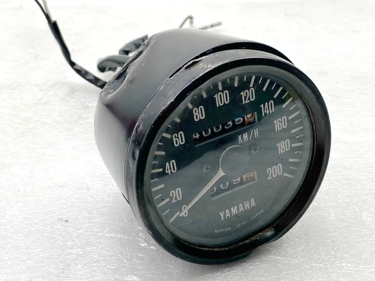 YAMAHA RD 250 1A2 Tacho Cockpit Instrumente Speedometer 40035 km
