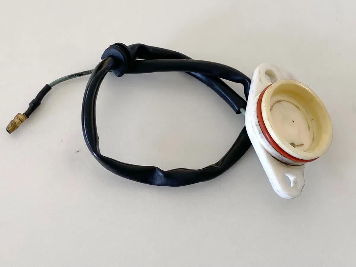 YAMAHA TDM 900 RN08 Neutralschalter Leerlaufschalter (für Motor Getriebe)