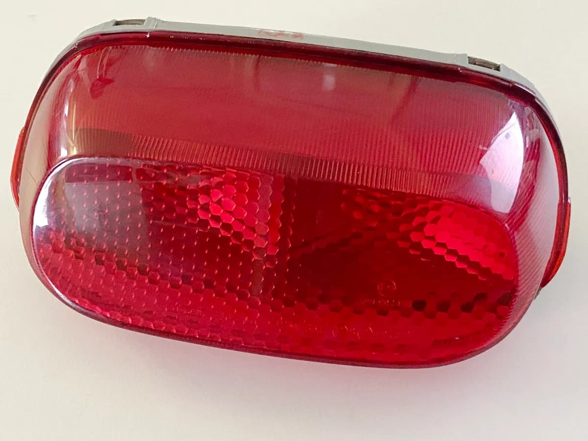 KAWASAKI ZZR 1100 D ZXT10D G Rücklicht original Rückleuchte Lampe