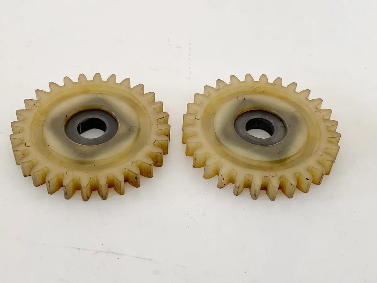 YAMAHA TDM 900 RN08 Zahnrad Ölpumpe Ritzel (für Motor)