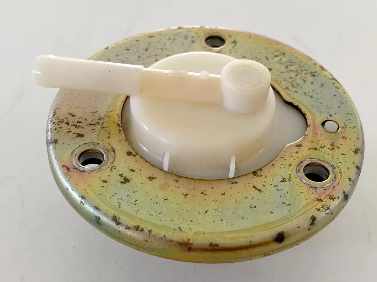 SUZUKI AN 400 WVAU BURGMAN Tankentlüftung Ventil Tank Kraftstoff Fuel Cut K1 K2