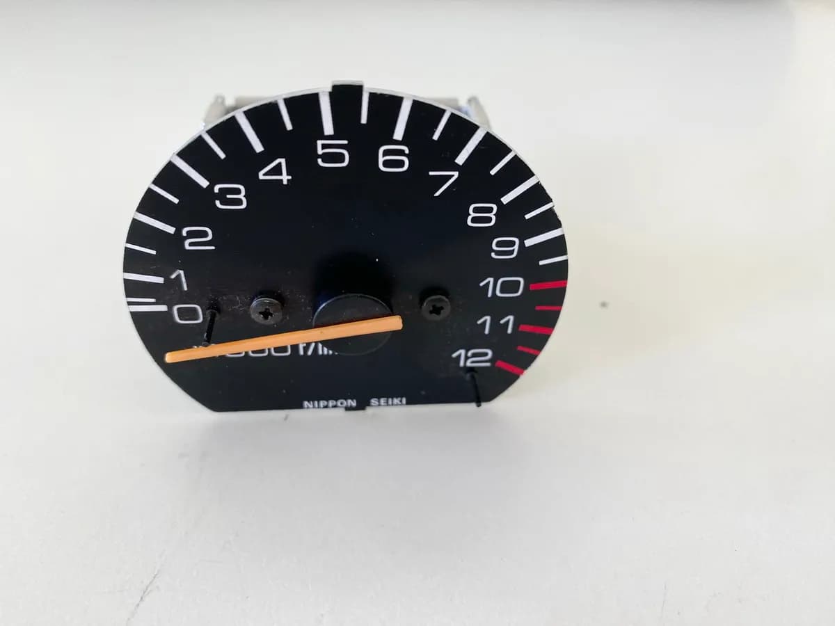 SUZUKI RG 80 GAMMA NC11A Drehzahlmesser Einsatz Tacho Cockpit Instrumente