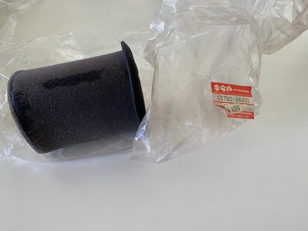 Suzuki Luftfilter 13780-38301 Air Cleaner original GN GS - NEU