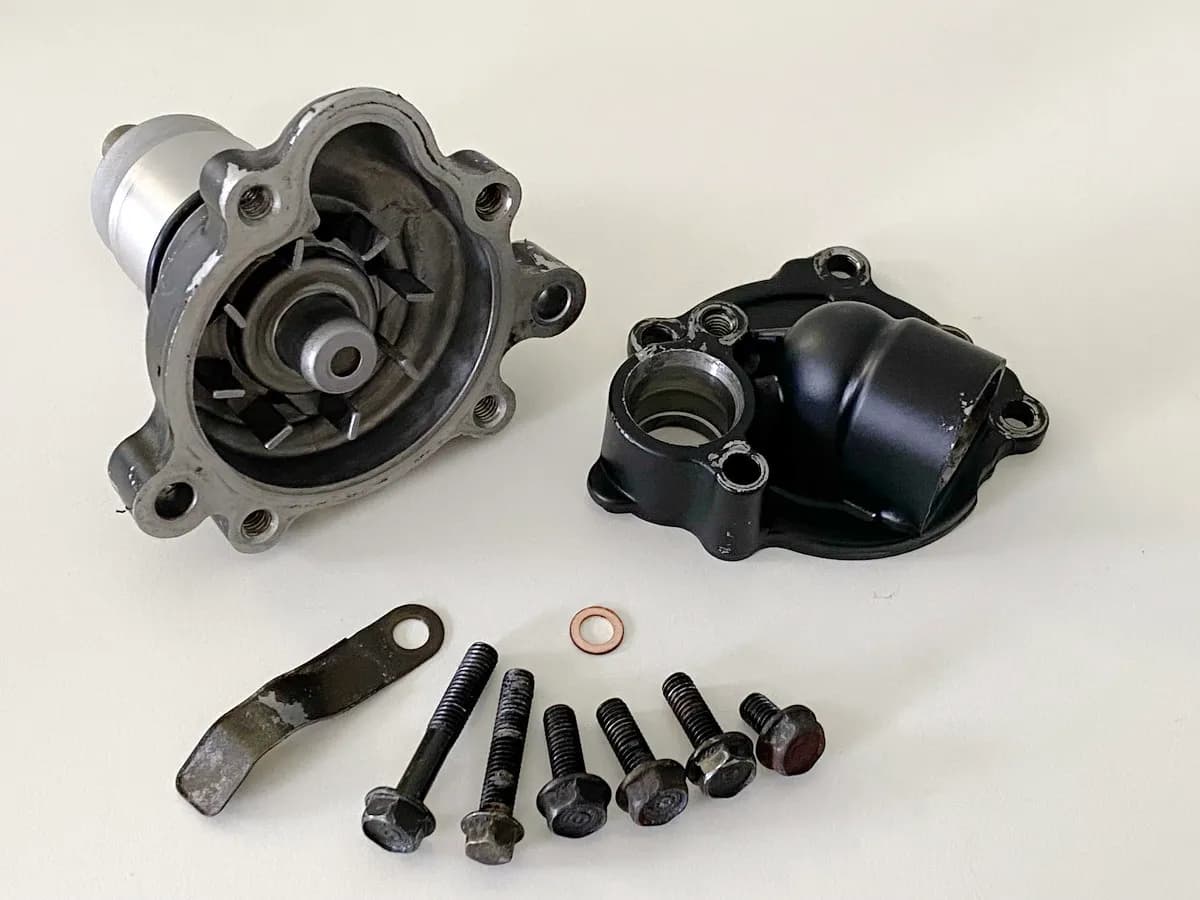 Kawasaki EL 252 EL 250B Eliminator Wasserpumpe Motordeckel Cover Motor Pumpenrad