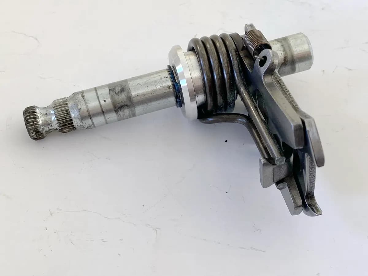 KAWASAKI ZX-7R ZX750P Schaltwelle für Schalthebel Motor Getriebe 96-03