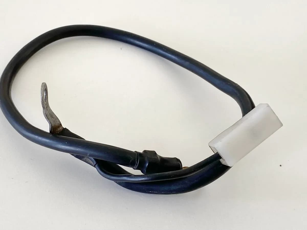 YAMAHA YZF 600 4TV THUNDERCAT Massekabel Minuskabel (für Kabelbaum)