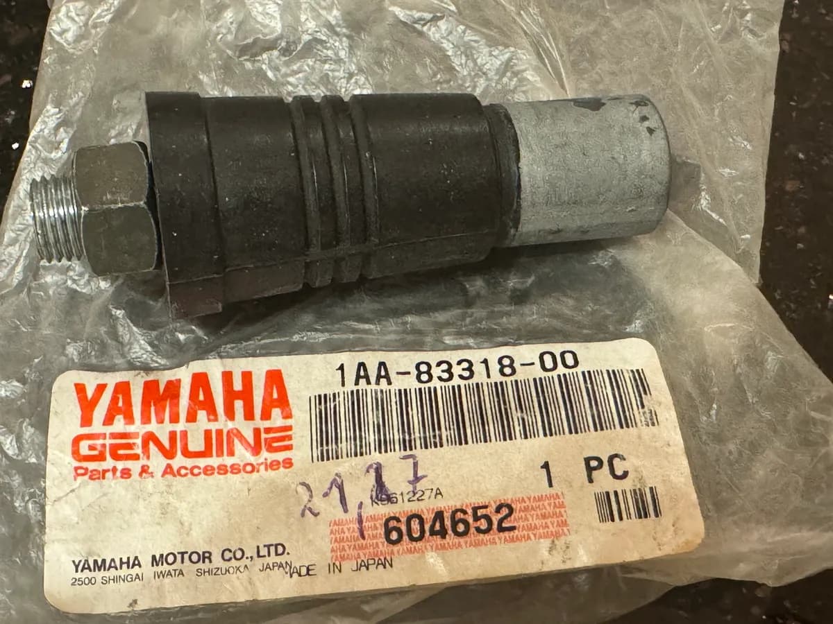 YAMAHA SR XVS VMX original Halter Blinker Stutze Blinkerhalter - NEU