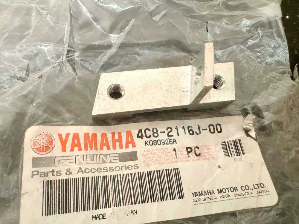 YAMAHA YZF-R1 original Konsole Halter Rahmen Halterung vorn - NEU