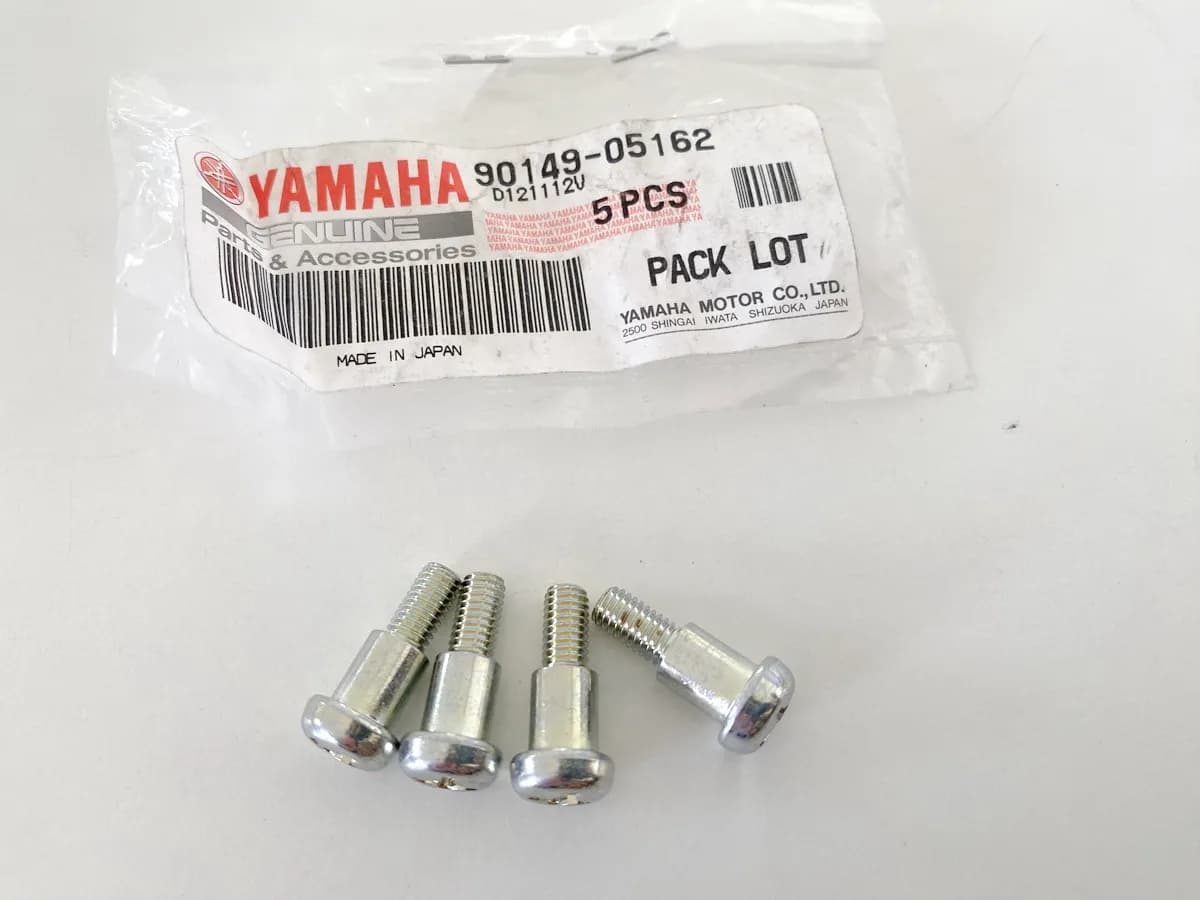 YAMAHA PW WR YZ original Schraube Schrauben Kupplungshebel Screw 4 Stück - NEU