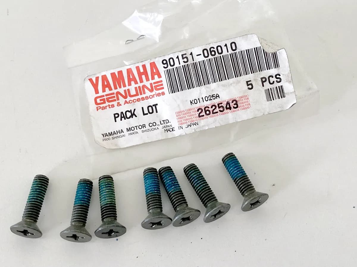 YAMAHA VT XV YFM original Schraube Senkschraube Screw 7 Stück Motor - NEU