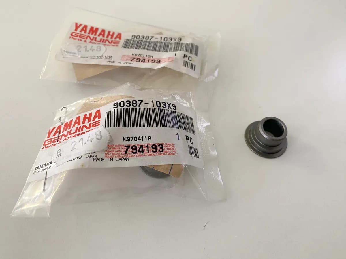 YAMAHA DT TT WR YZ original Hülse Umlenkung Hülsen Collar 2 Stück - NEU