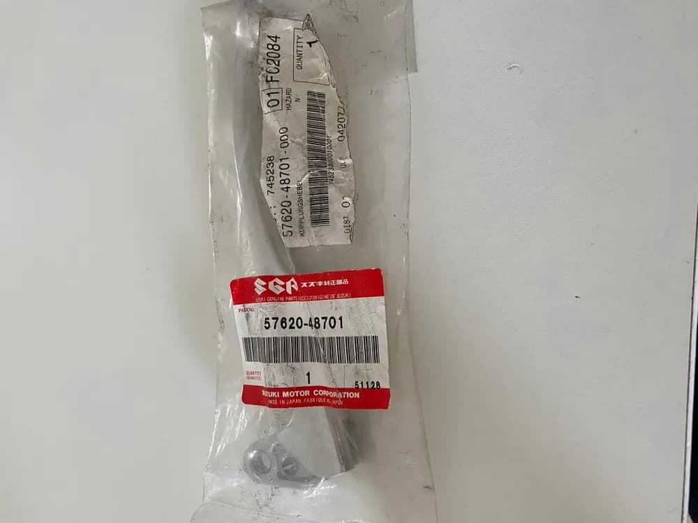 Suzuki Kupplungshebel Kupplungsgriff 57620-48701 original für TS - NEU