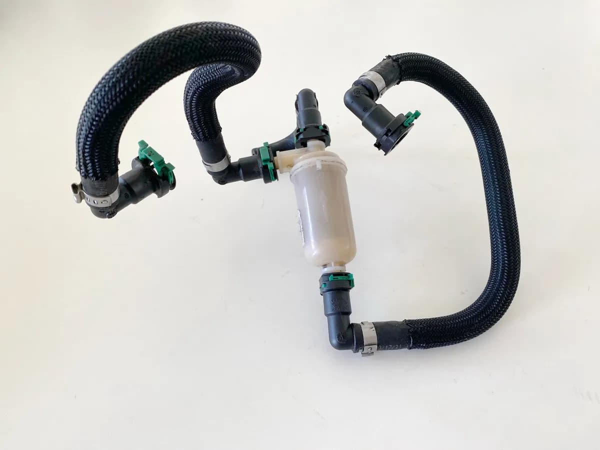 HUSQVARNA Vitpilen HQV 401 Benzinleitung Benzinschlauch für Benzinpumpe 6897km