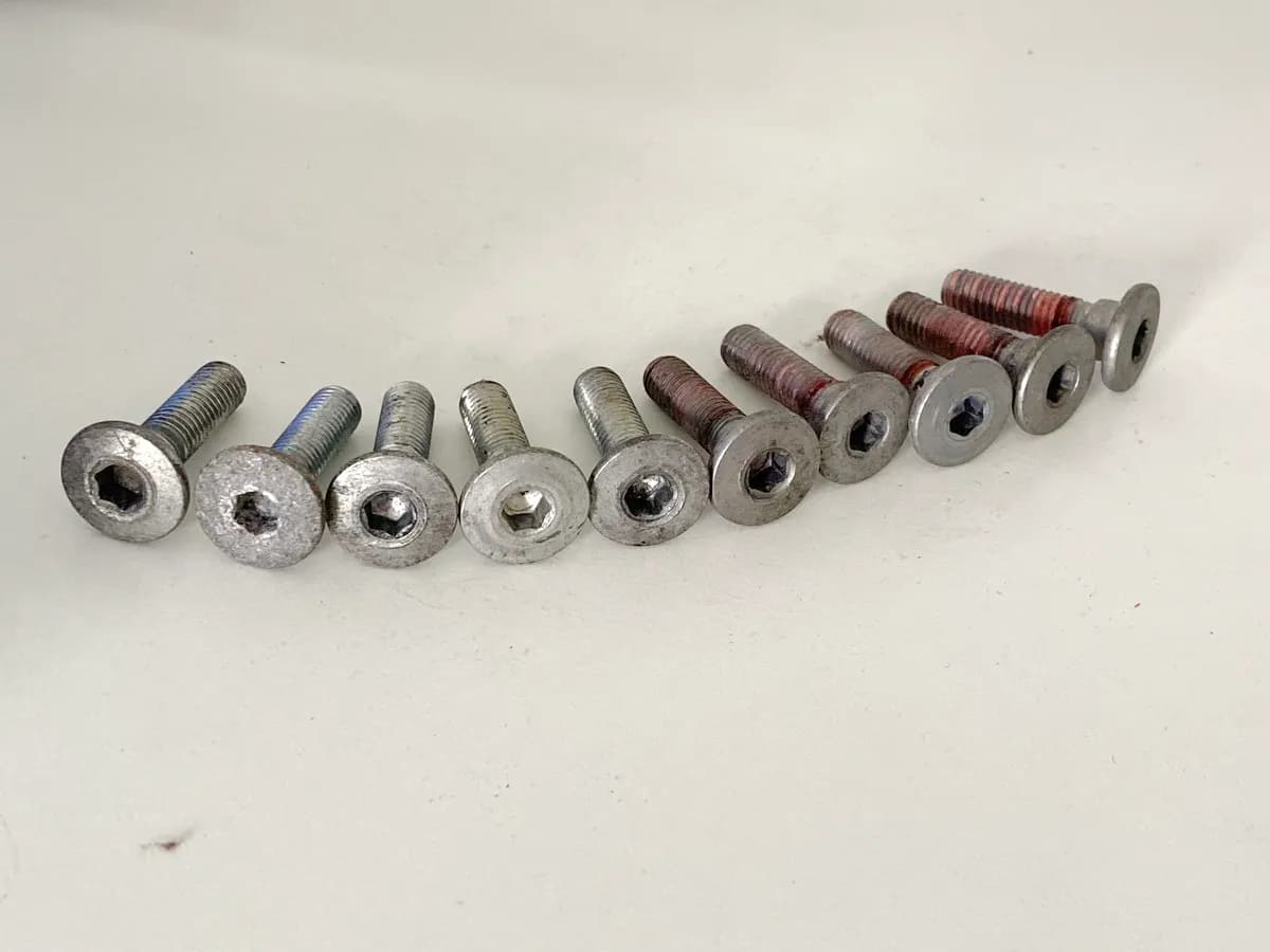 KAWASAKI ZR7 ZR750F Schrauben Bremsscheiben vorn 10 Stück Schraube Bremsscheibe